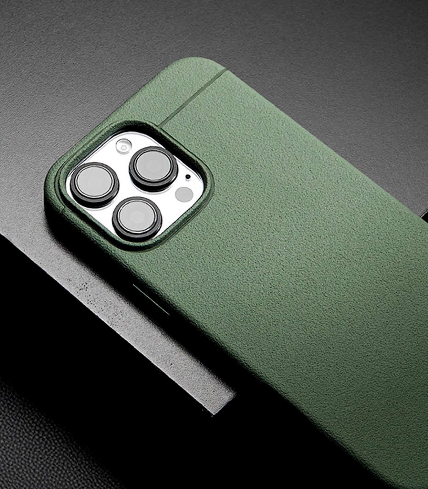 Sheath - iPhone 16 Pro Max (Cutout)